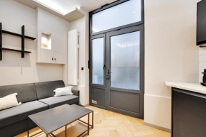 Pick A Flat's apartment in Champs-Elysées - Rue Marbeuf